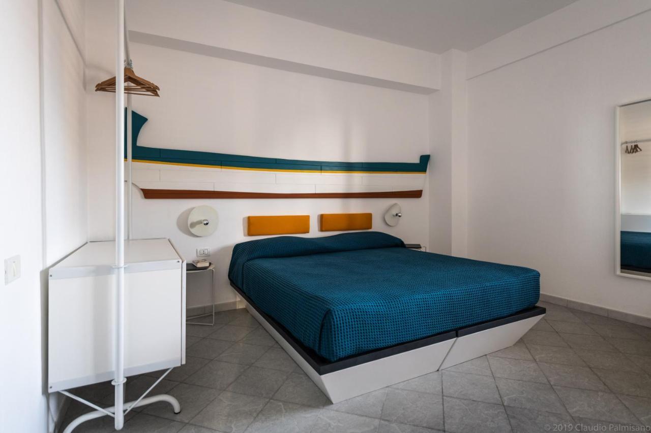 Hotel Pelaghea Linosa Buitenkant foto